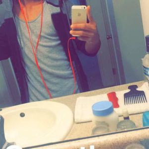 Meet your Posher, Faisal