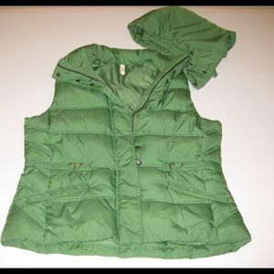 Espirit Green Down-feather Vest w/ Detachable Hood