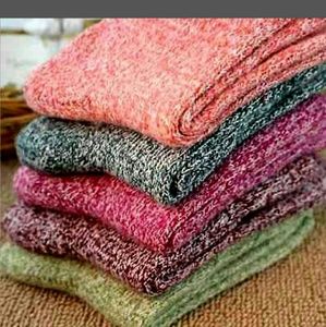Women's Wool Socks, 5 pack. New