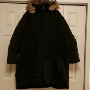 NEW WITHOUT TAG DOWN COAT