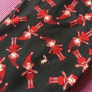 LuLaRoe OS Christmas Leggings!