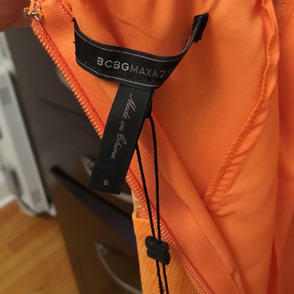 Dress - Picture 3 of 4