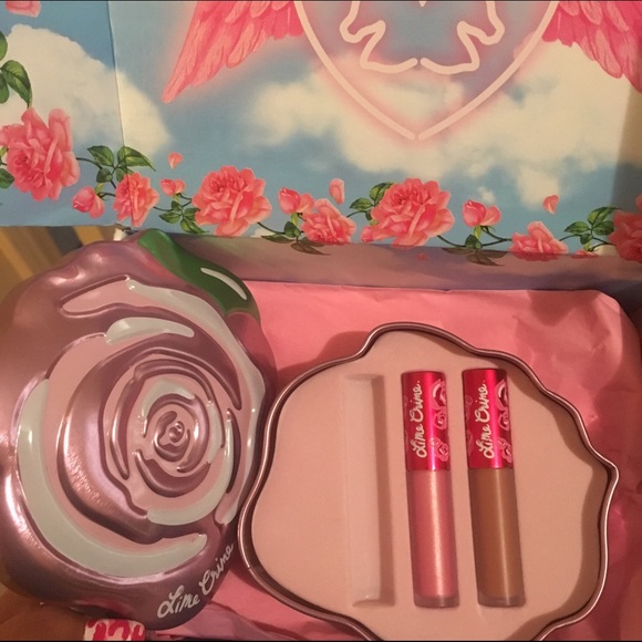 Limecrime Pink Velve-tin