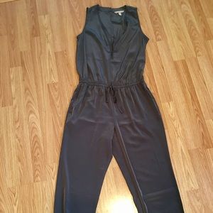Banana republic olive silk jumpsuit size 4