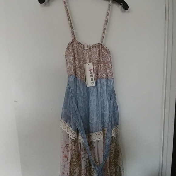 🍬HP 🍹NWT SEXY BOHO FLORAL HALTER DRESS SIZE S🥂 - Picture 1 of 4