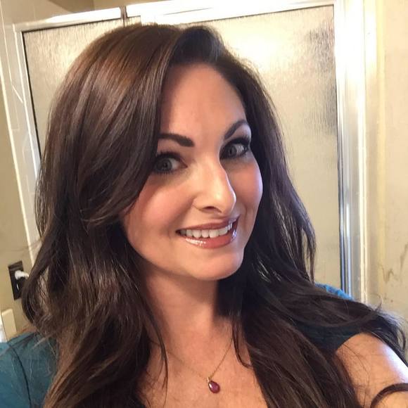 Meet your Posher, Jaclyn