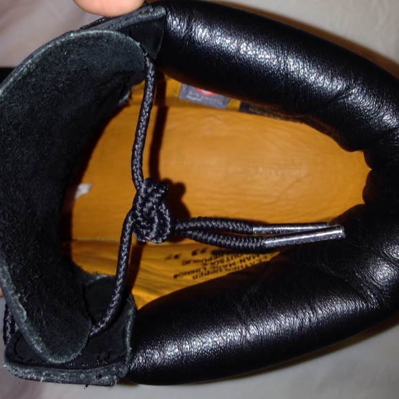 All black timberland boots
