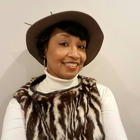 Meet your Posher, Ingrid