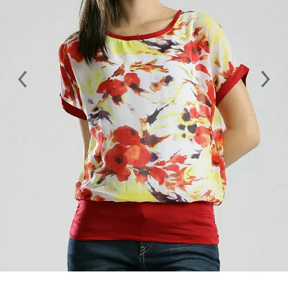 Women's top new without tags
