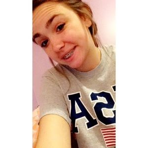 Meet your Posher, Abby