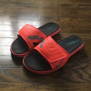 Lebron slides