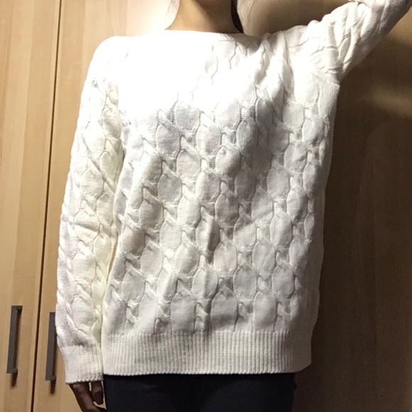 Forever 21 Sweaters - F21 Cable Knit Sweater