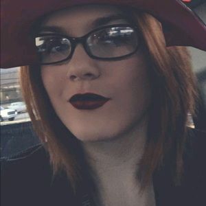 Meet your Posher, Tayler