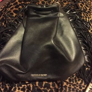 Fringe vs backpack