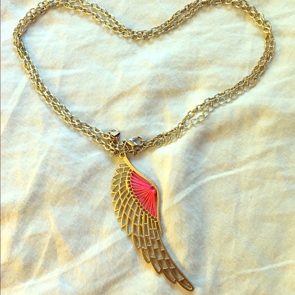 Necklece