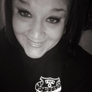 Meet your Posher, Ellen