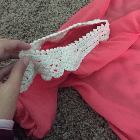 Pink blouse - Picture 2 of 2