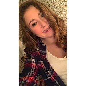 Meet your Posher, Mikayla