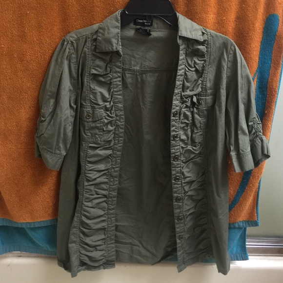 Army green button up top with length