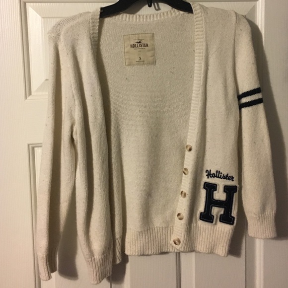 Hollister warm sweater cardigan