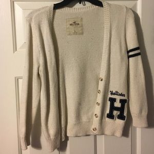 Hollister warm sweater cardigan