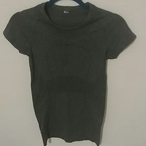 Lululemon Grey T-shirt