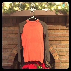 Lululemon long sleeved shirt size 6