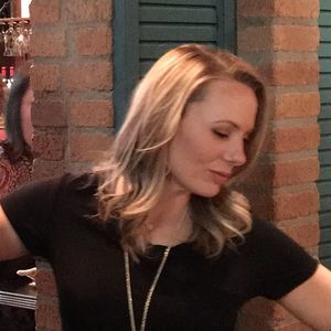 Meet your Posher, Leslie