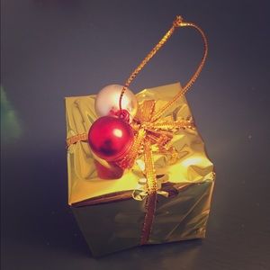 Present Christmas Ornaments