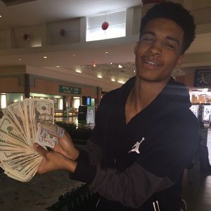 Meet your Posher, Corey