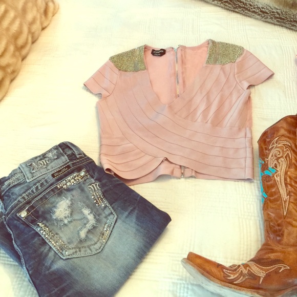 Bebe Crop Top