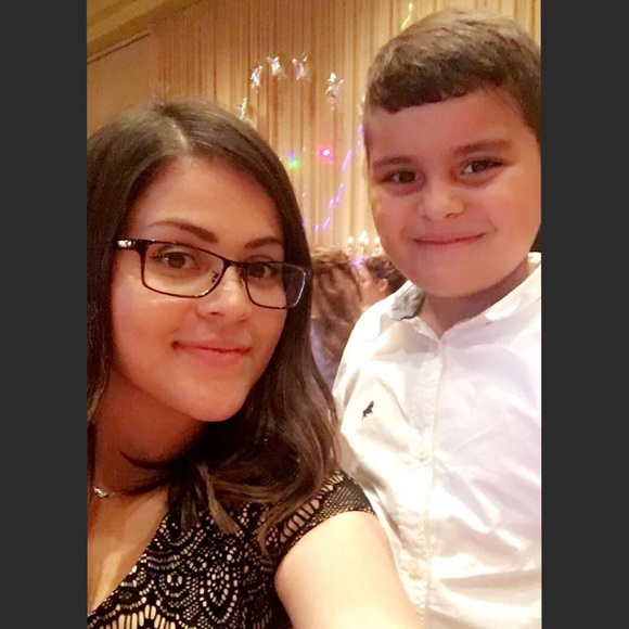 Meet your Posher, Erica - Picture 2 of 2