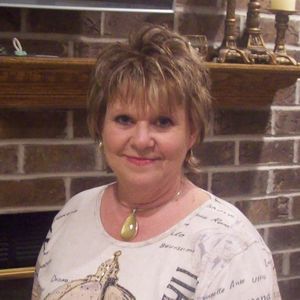 Meet your Posher, Carolyn