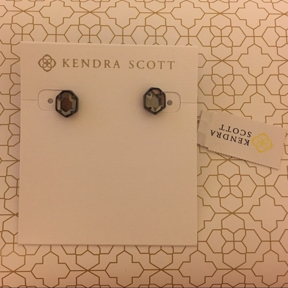 Kendra Scott Logan studs