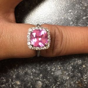 10K White Gold Pink Stone Ring size 7.5