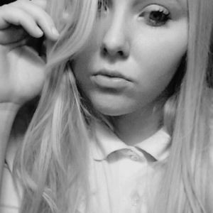 Meet your Posher, Kendra