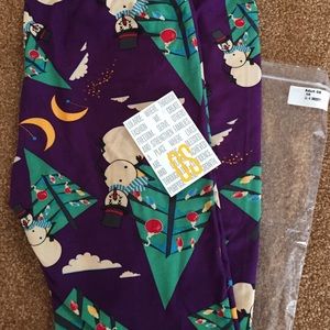 Lularoe OS 🎄🎄holiday leggings