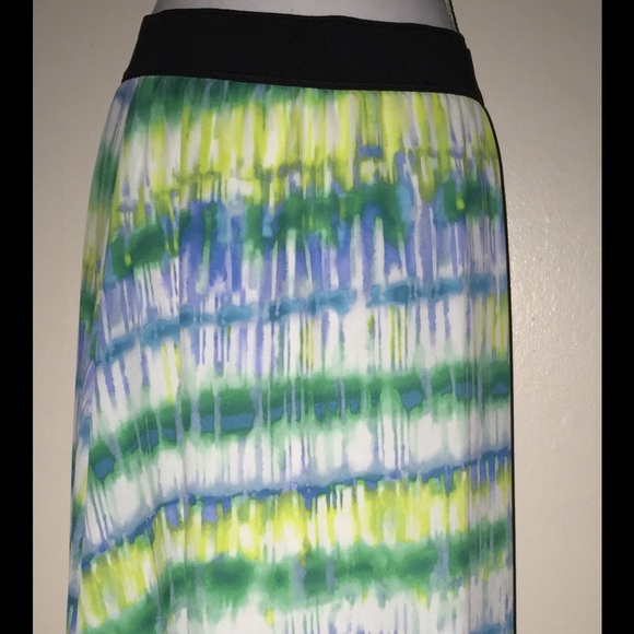 LuLaRoe Lola skirt