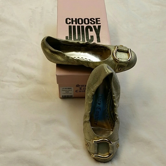 Juicy Couture ballet flats