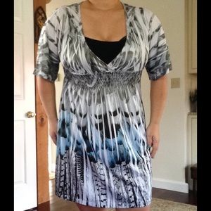 Back Keyhole Stretch Tunic Dress