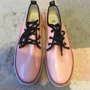 pink platform sneaker