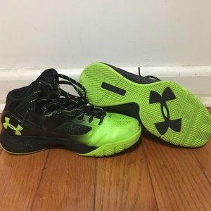 Indoor 🏀 sneakers!