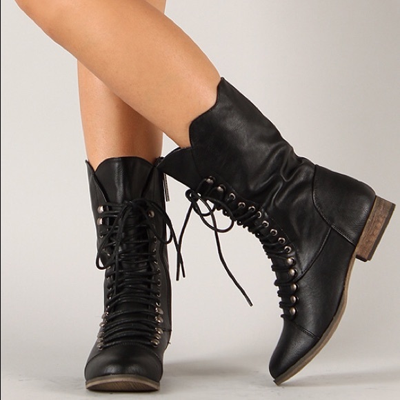 Scalloped combat boots