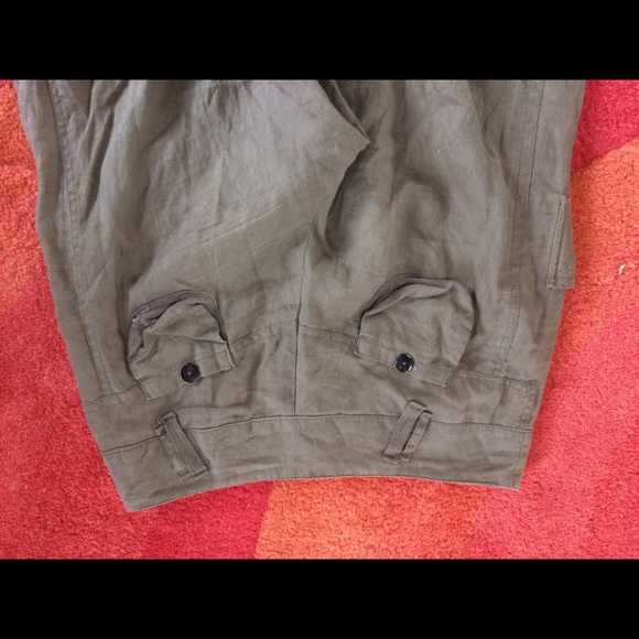 Linen capri pants - Picture 2 of 2
