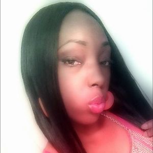 Meet your Posher, Aretha