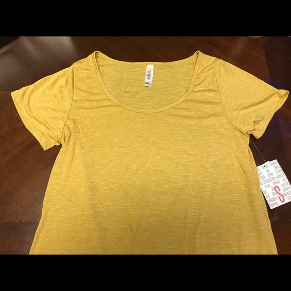 Lularoe Size S classic T