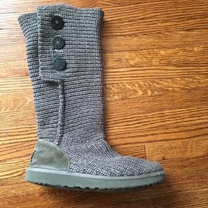 UGG gray classic Cardy boot