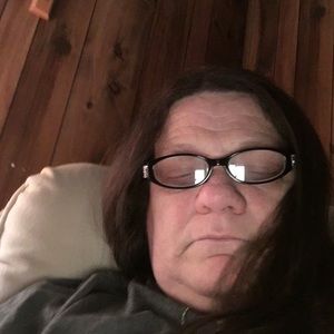 Meet your Posher, Debra