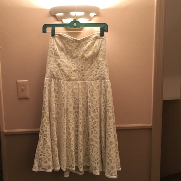 White lace dress