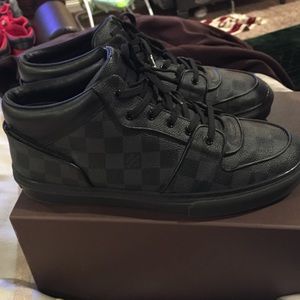 Louis Vuitton black sneakers